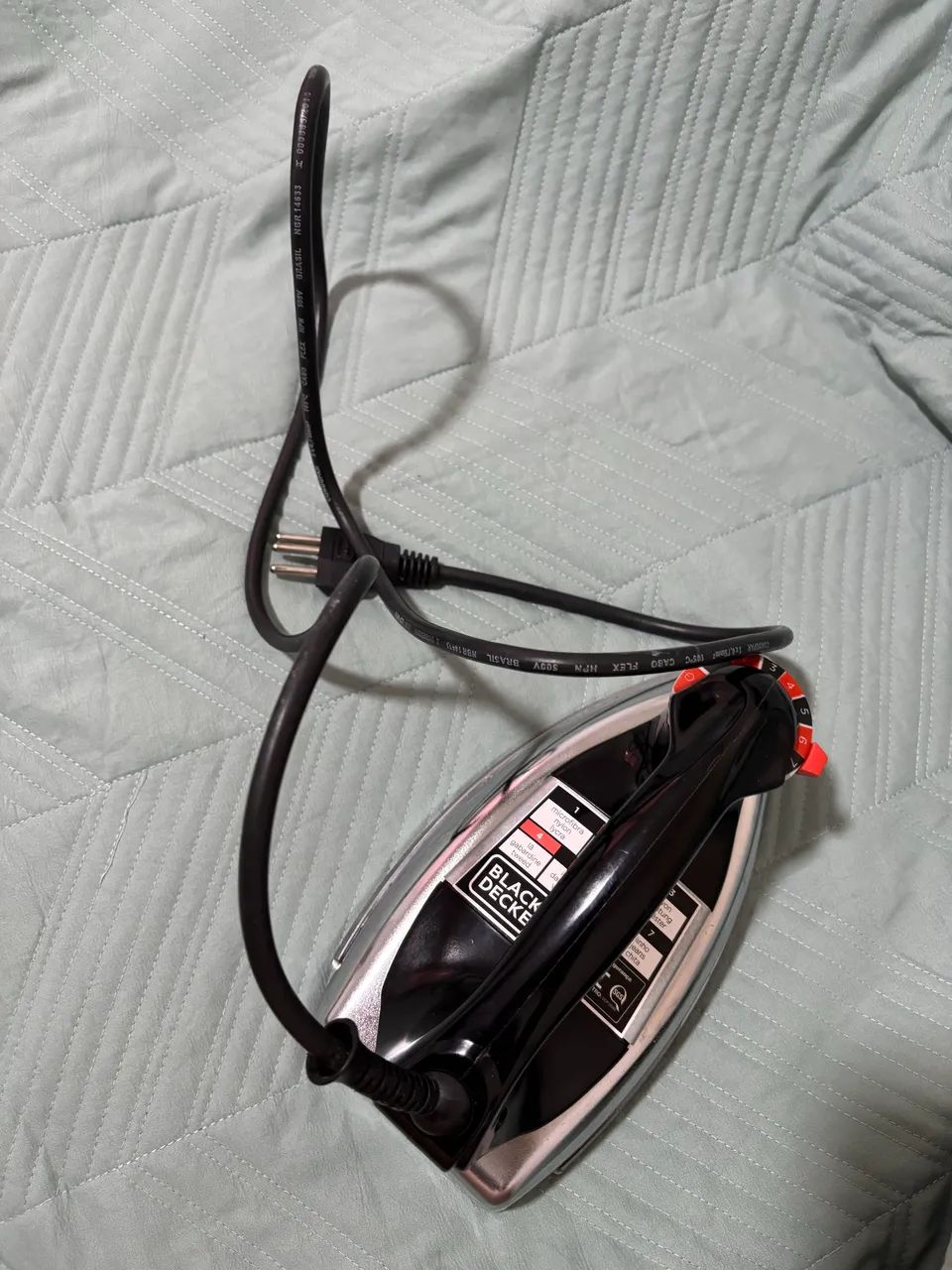 Vendo ferro de passar  Black & Decker