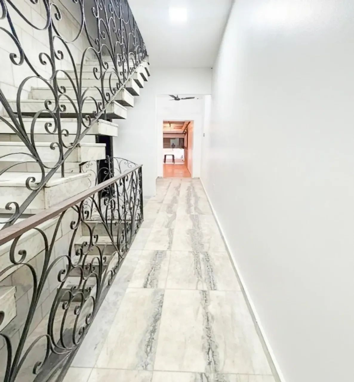 ALUGO AMPLO IMÓVEL COMERCIAL COM 370M²  - BAIRRO CAMPINA - Foto 5