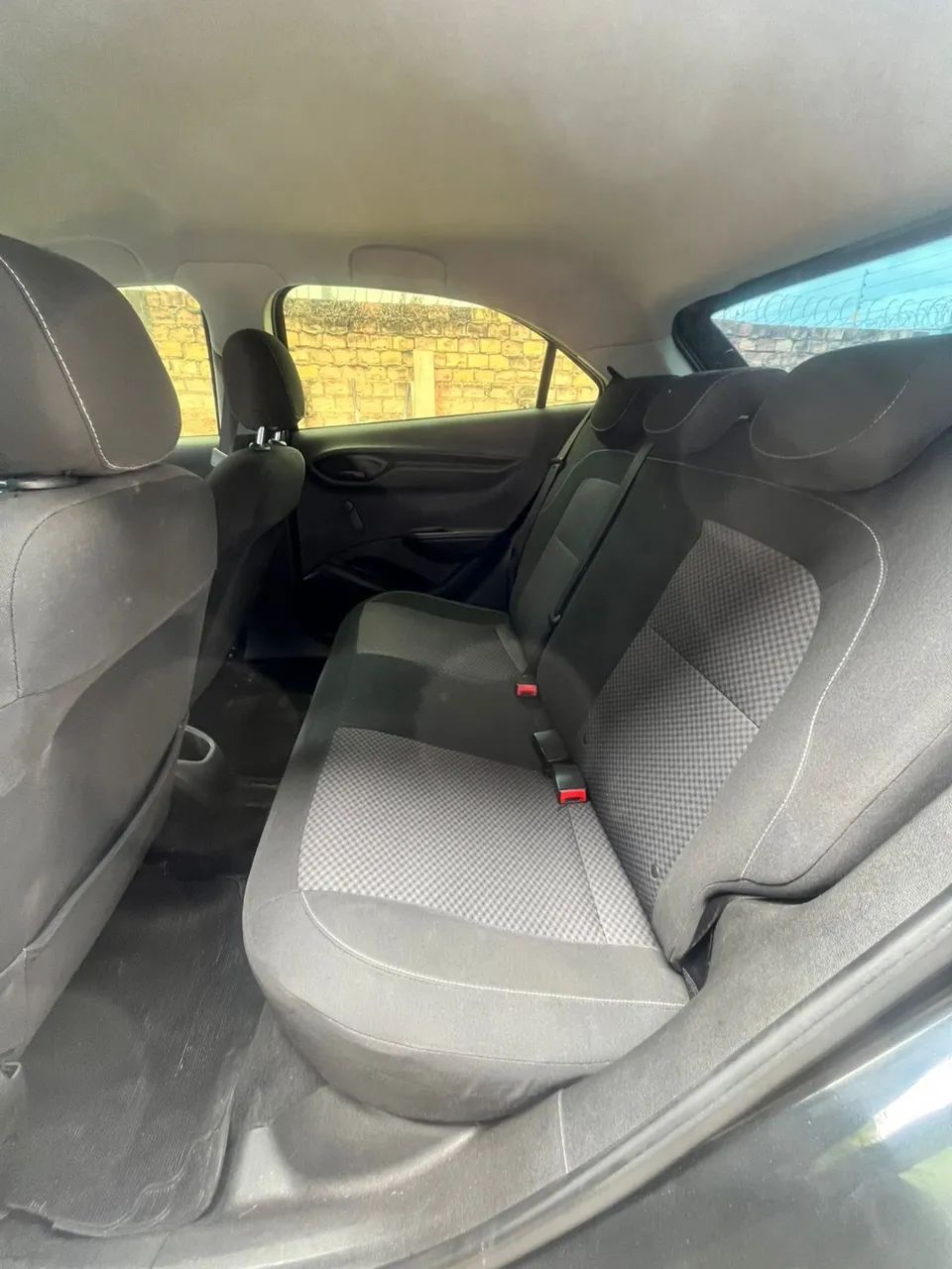 Chevrolet Onix JOY Hatch 1.0 8V Flex Mec. 4P 2019 - Foto 4