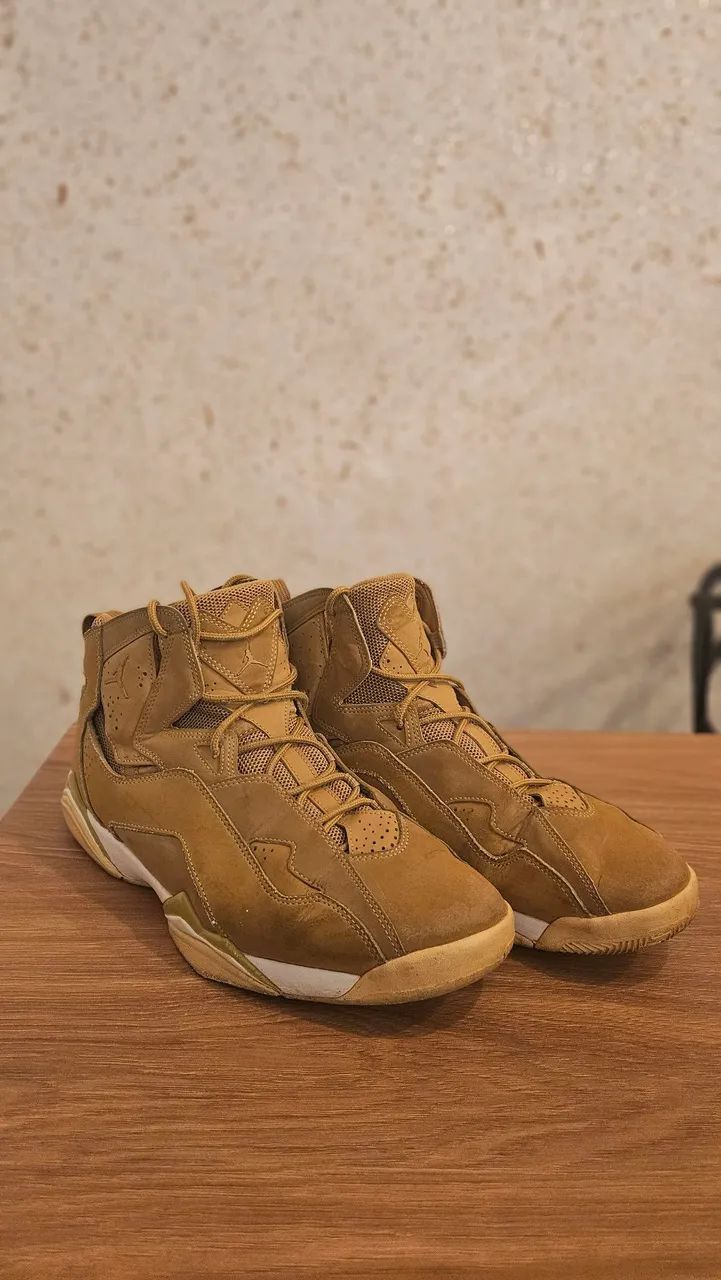 Tênis Nike Air Jordan 7 - 43