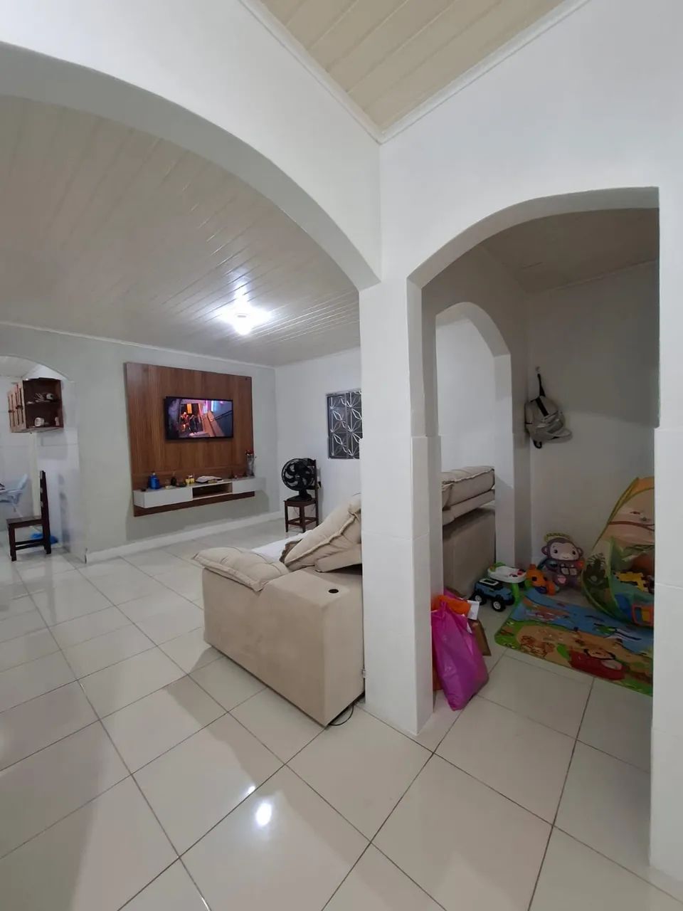 Vende-se casa próx. do Líder Cidade Nova 