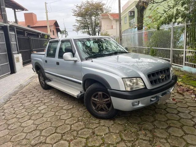 Chevrolet S10 S10 Pick-Up Exec. 2.8 4x4 CD TB Int.Dies 2003