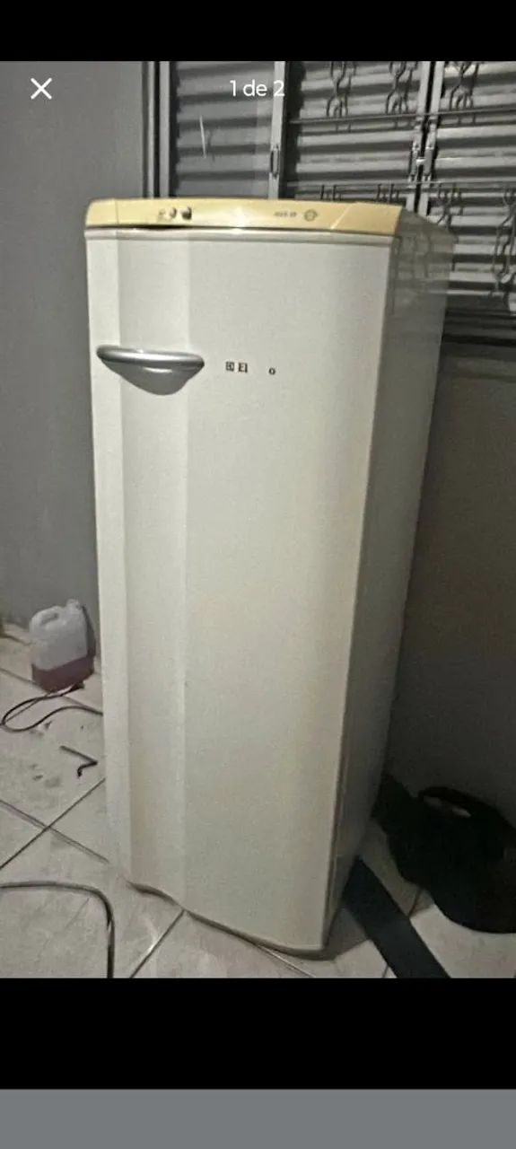 Geladeira 1 porta 
