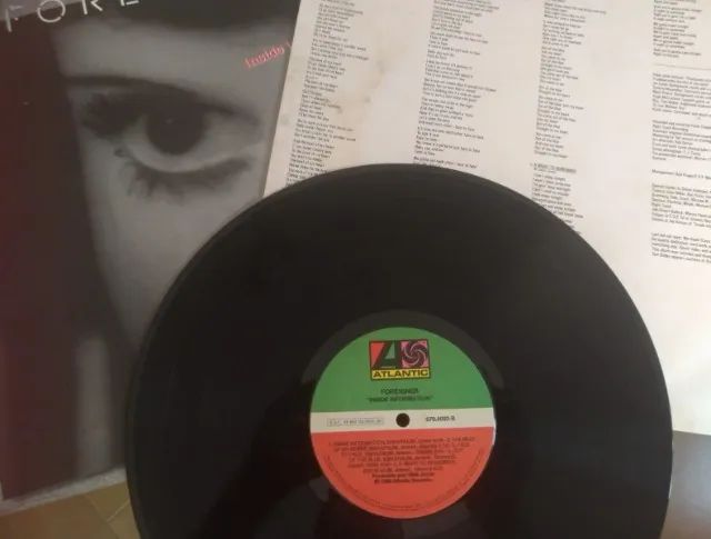 2 discos de vinil - Foreigner - Foto 4