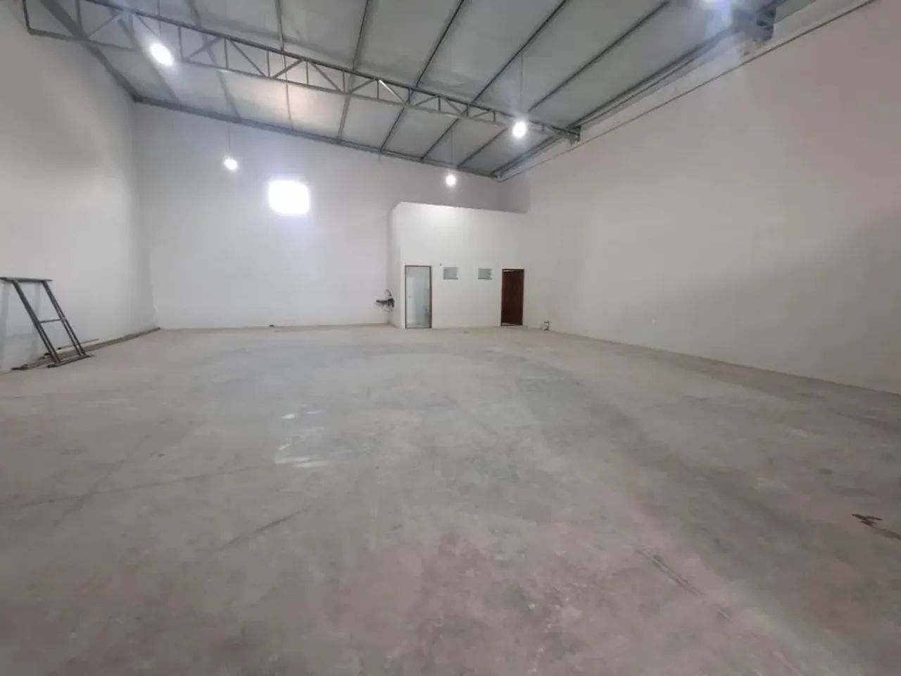 GALPAO COMERCIAL NA AV. T-9, PROXIMO AO SUPERMECADO VEMKA - Foto 10