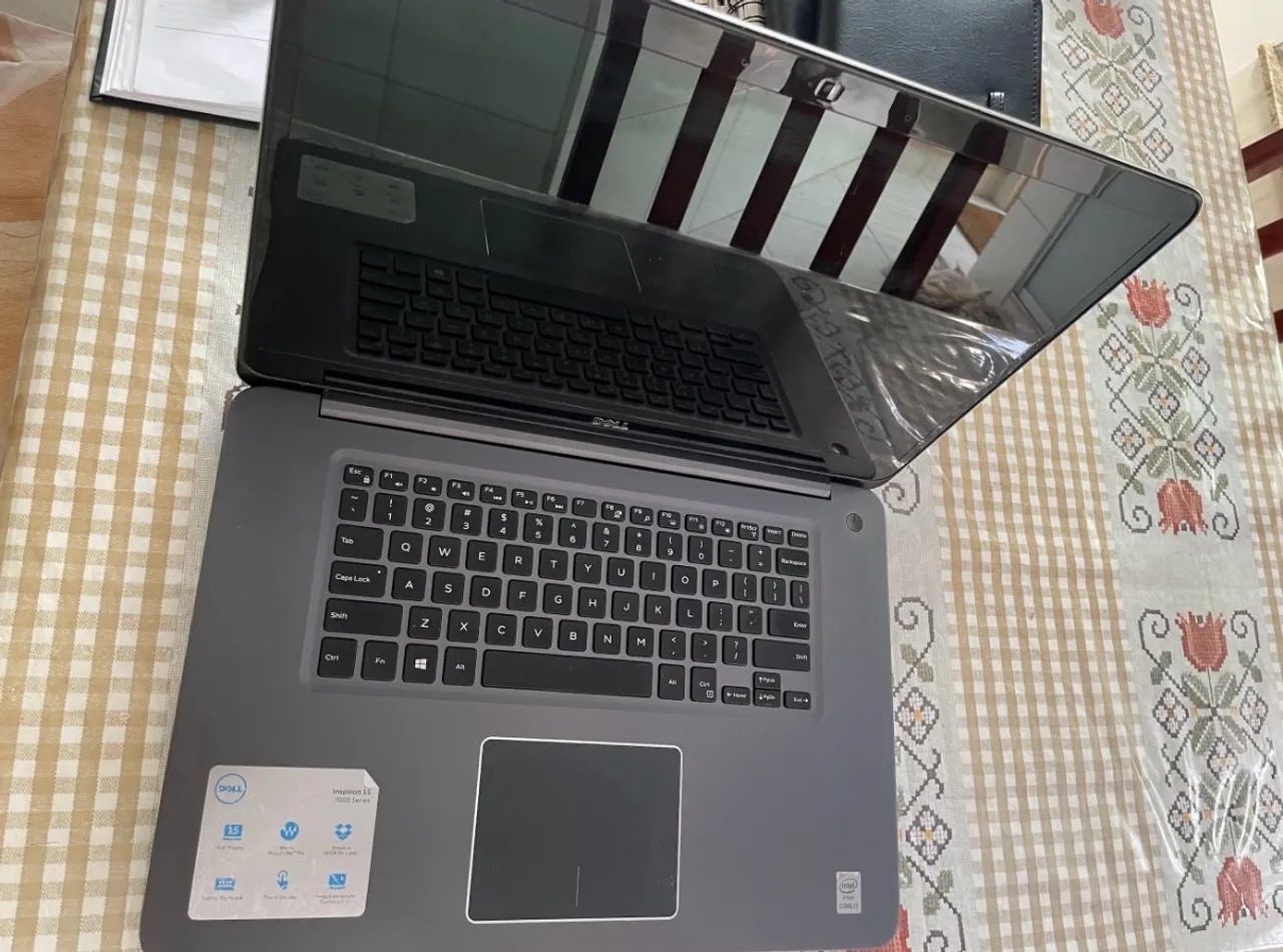 Vendo notebook DELL i7 - Foto 4