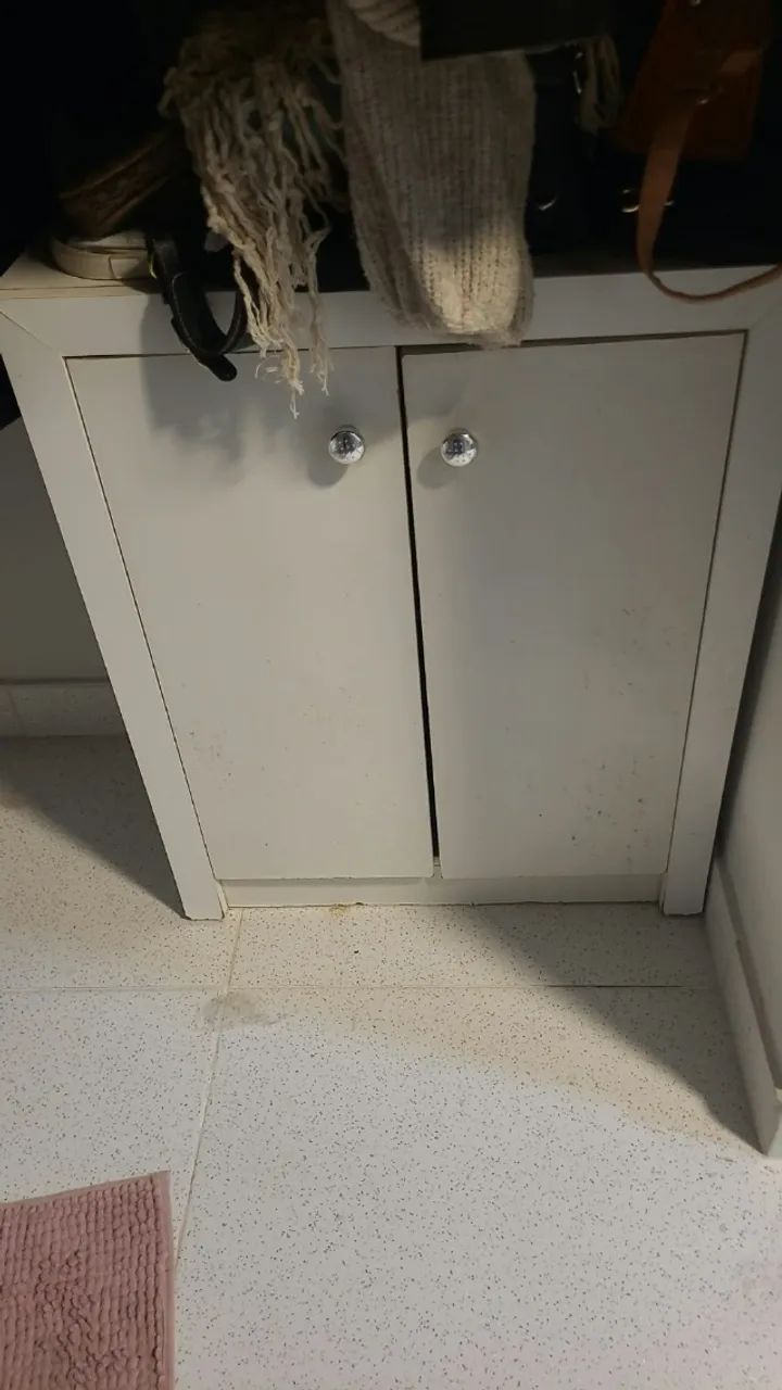 Escrivaninha em L + sapateira/armário com 2 portas - Foto 4