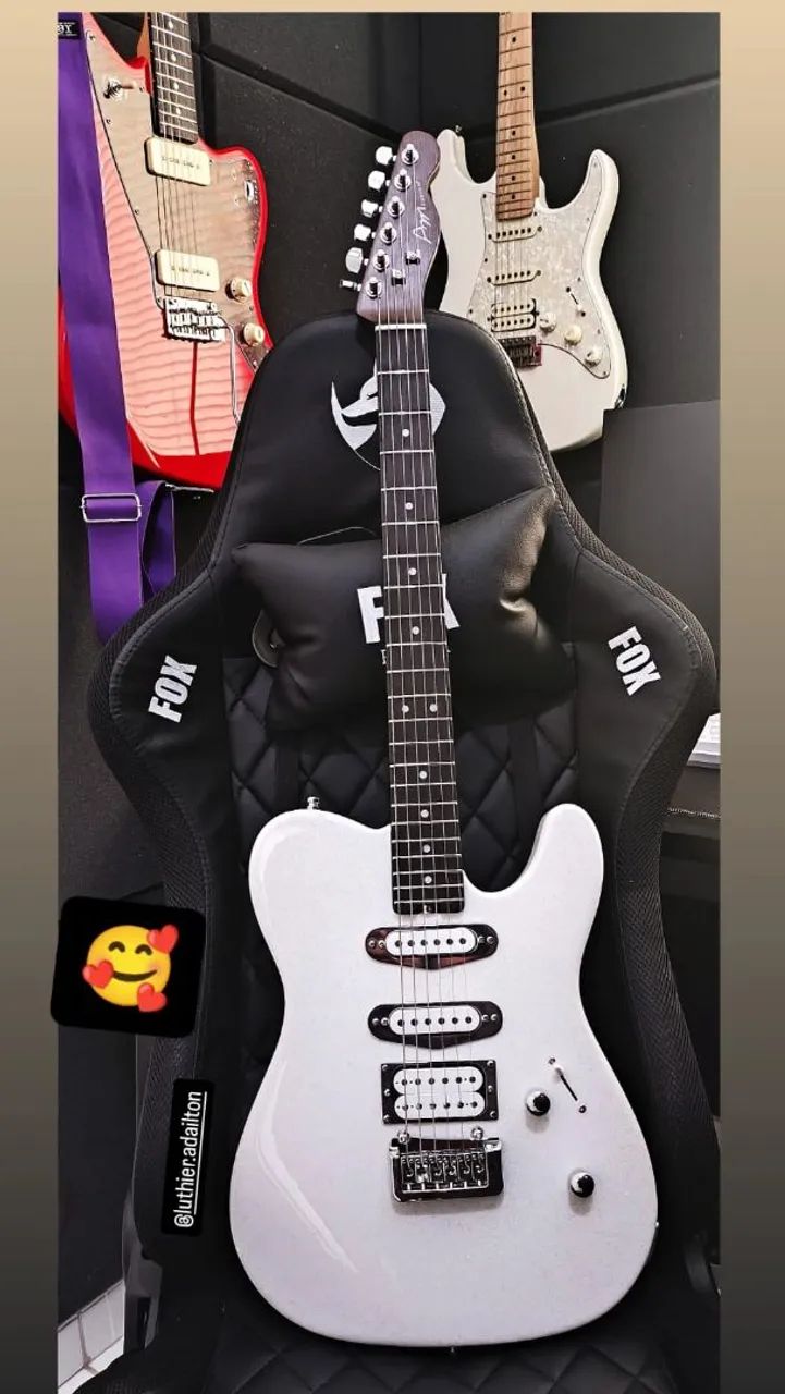 Guitarra AM Custom 
