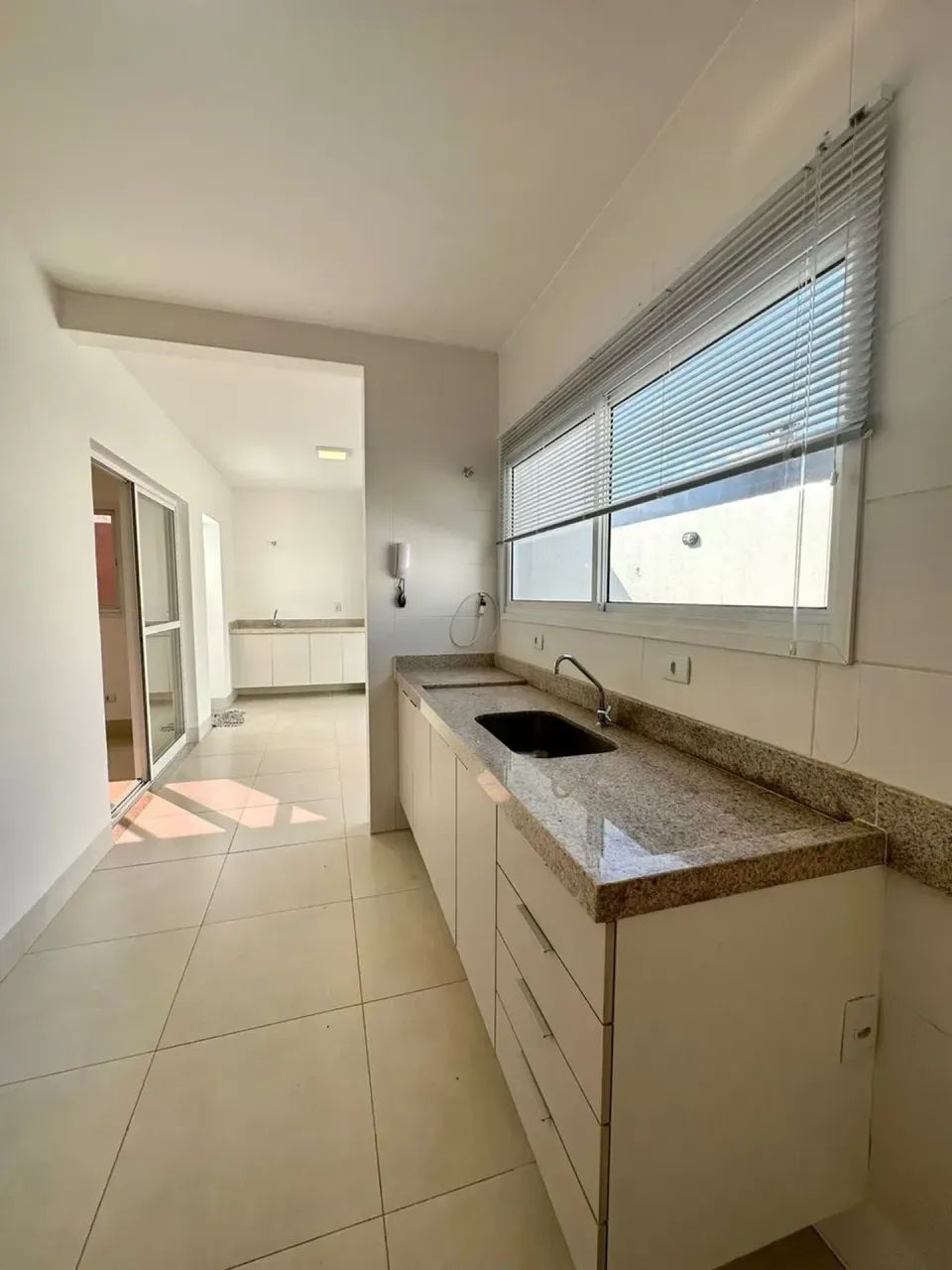 Linda casa terrea a venda no RES. Veraneio Boulevard - Foto 9