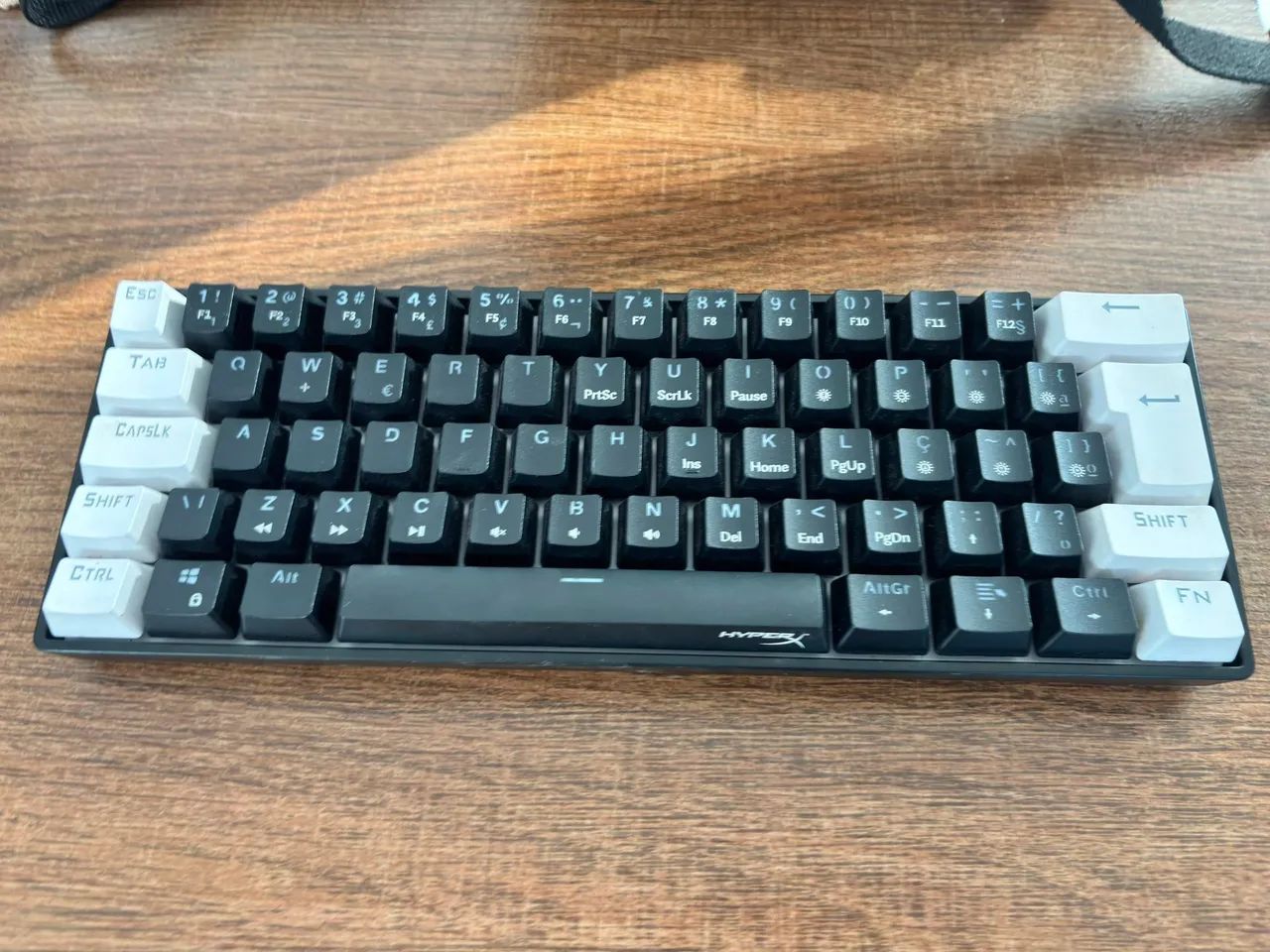Teclado mecânico 60%
