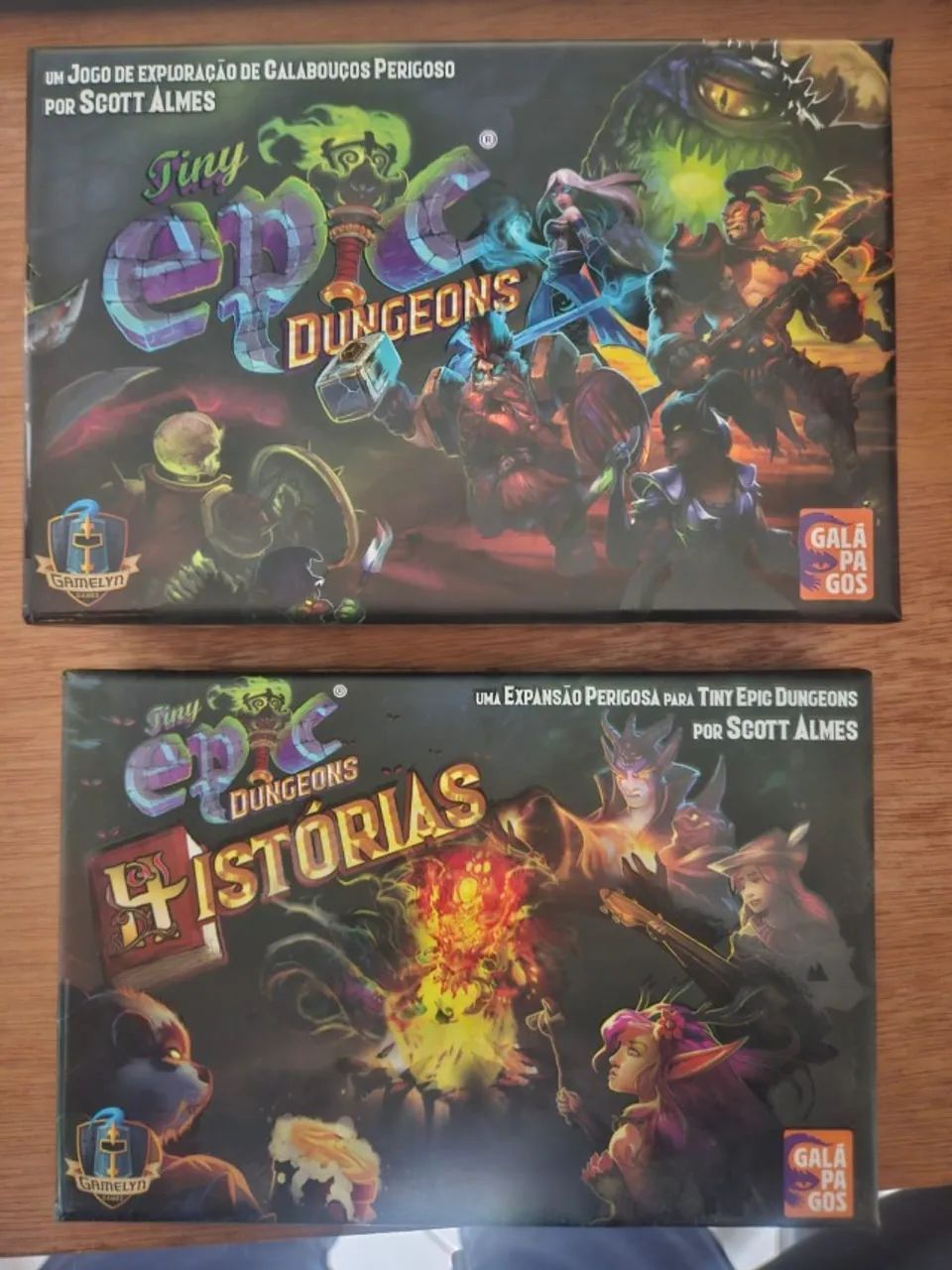 Tiny Epic Dungeons + Expansão Histórias (Versão Galapagos) - Foto 5