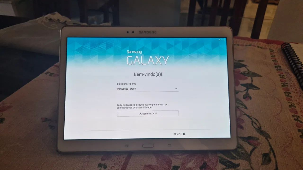 Tablet Sansung com capa específica (2014)
