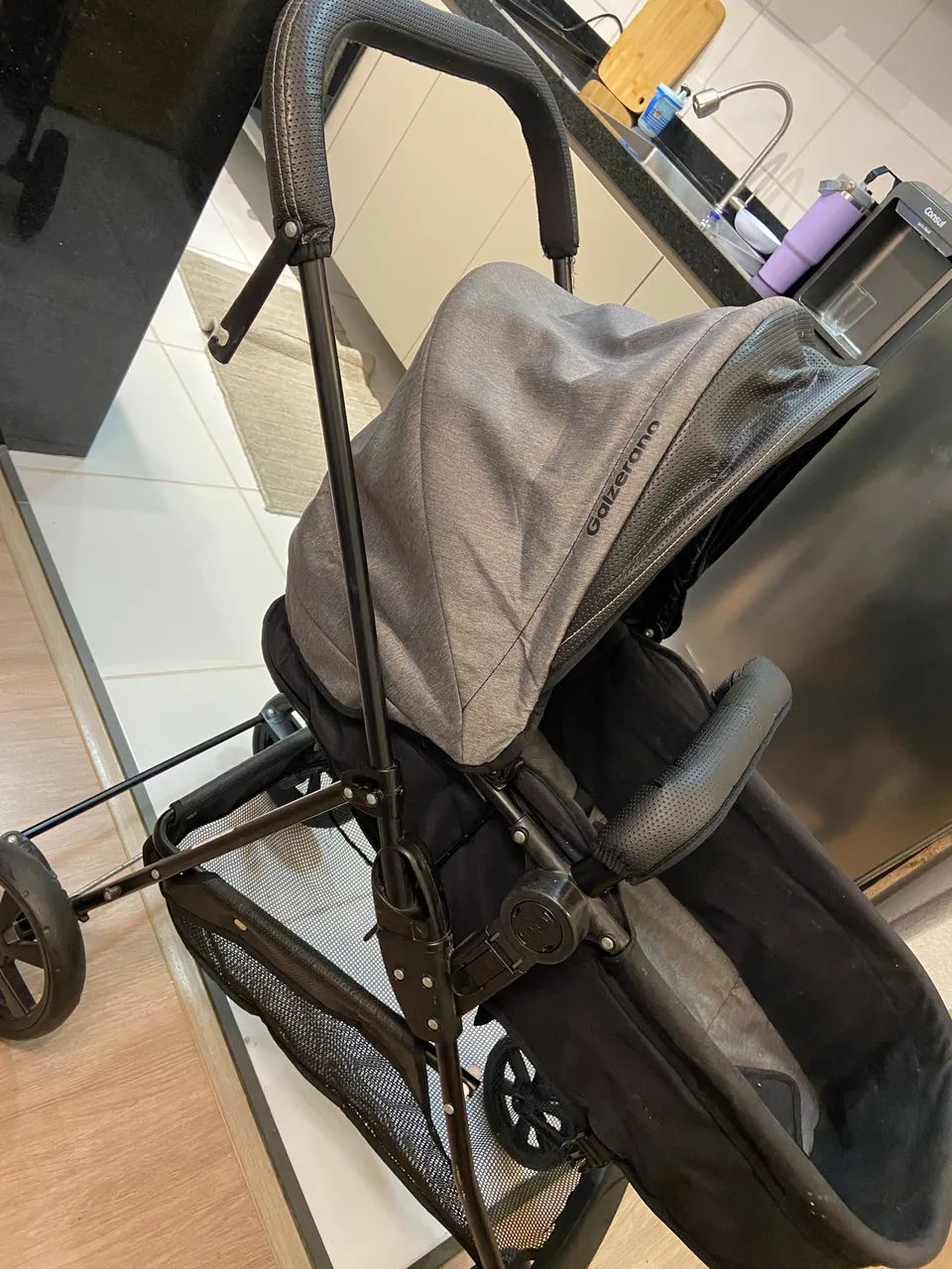 Carrinho de bebe galzerano + bebê conforto  - Foto 4