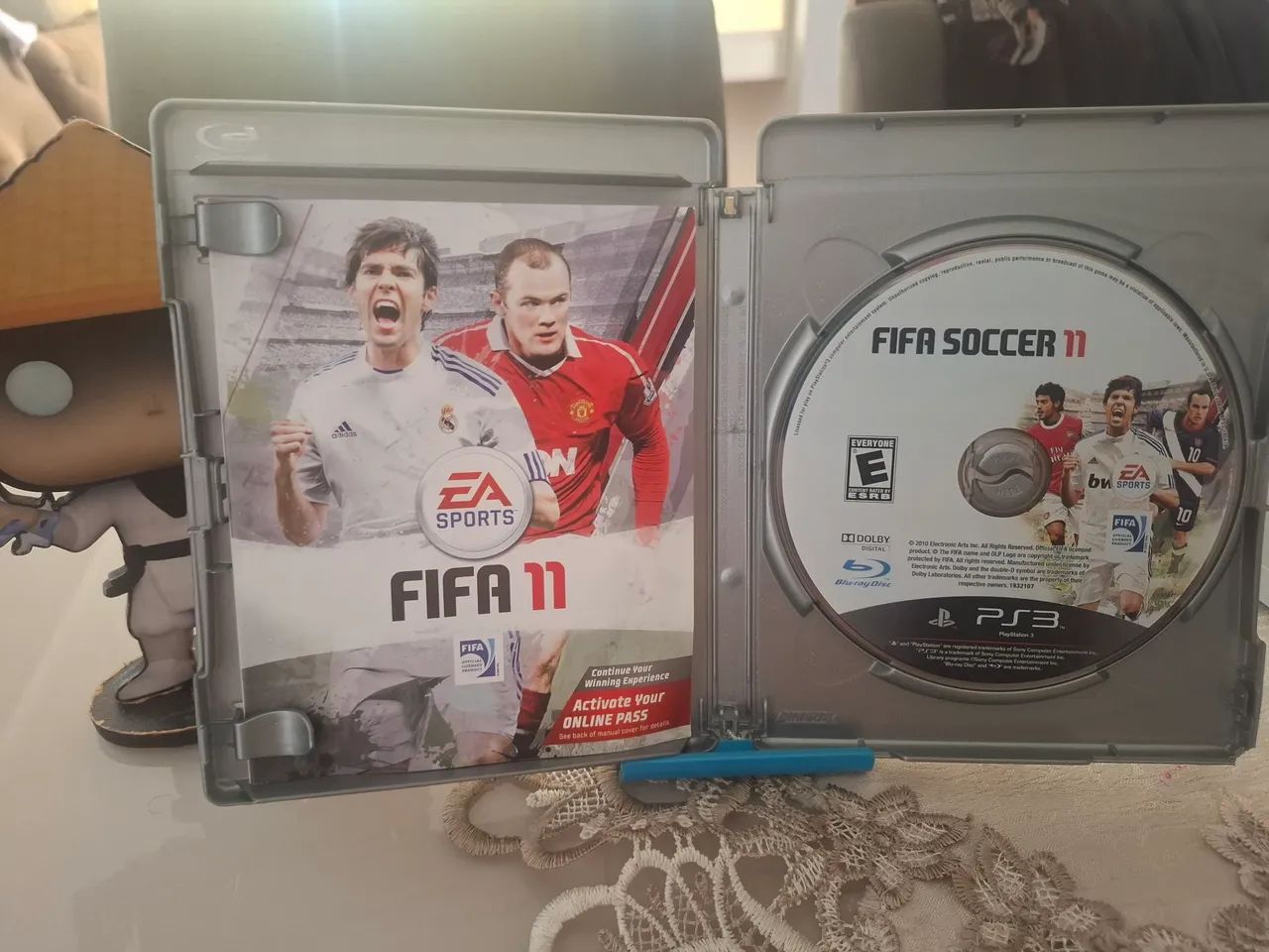 Fifa 11 (PLATINUM) - Ps3 - Foto 2
