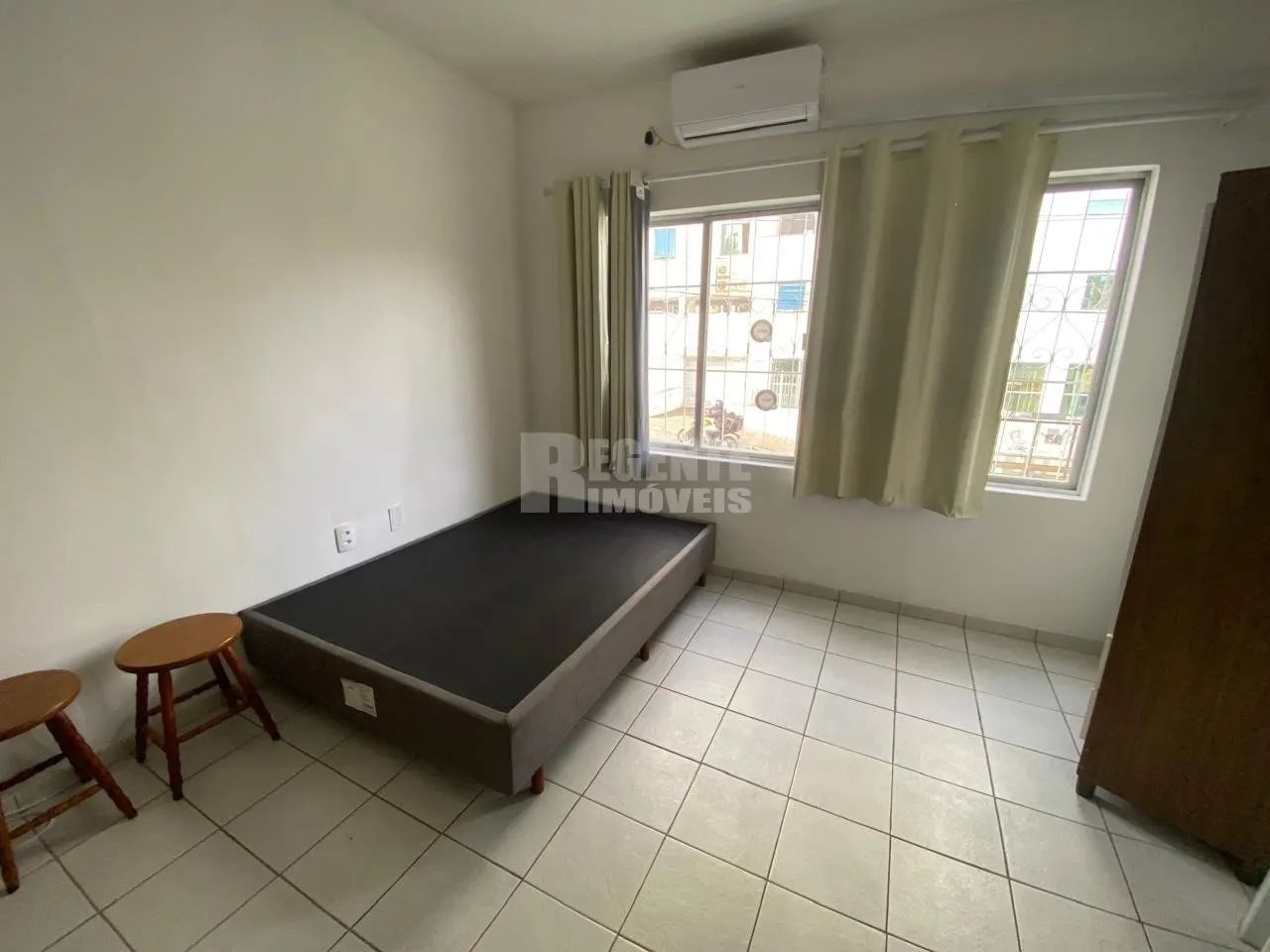 Excelente Kitnet com 1 dormitório no bairro Carvoeira próximo a UFSC! - Foto 4