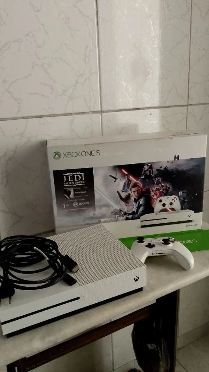XBOX ONE S 1TB
