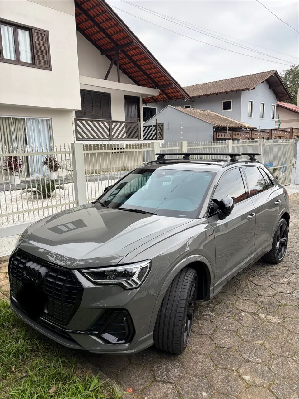 Audi Q3 Perf. Black 2.0 TFSI Tiptr. Quattro 2024