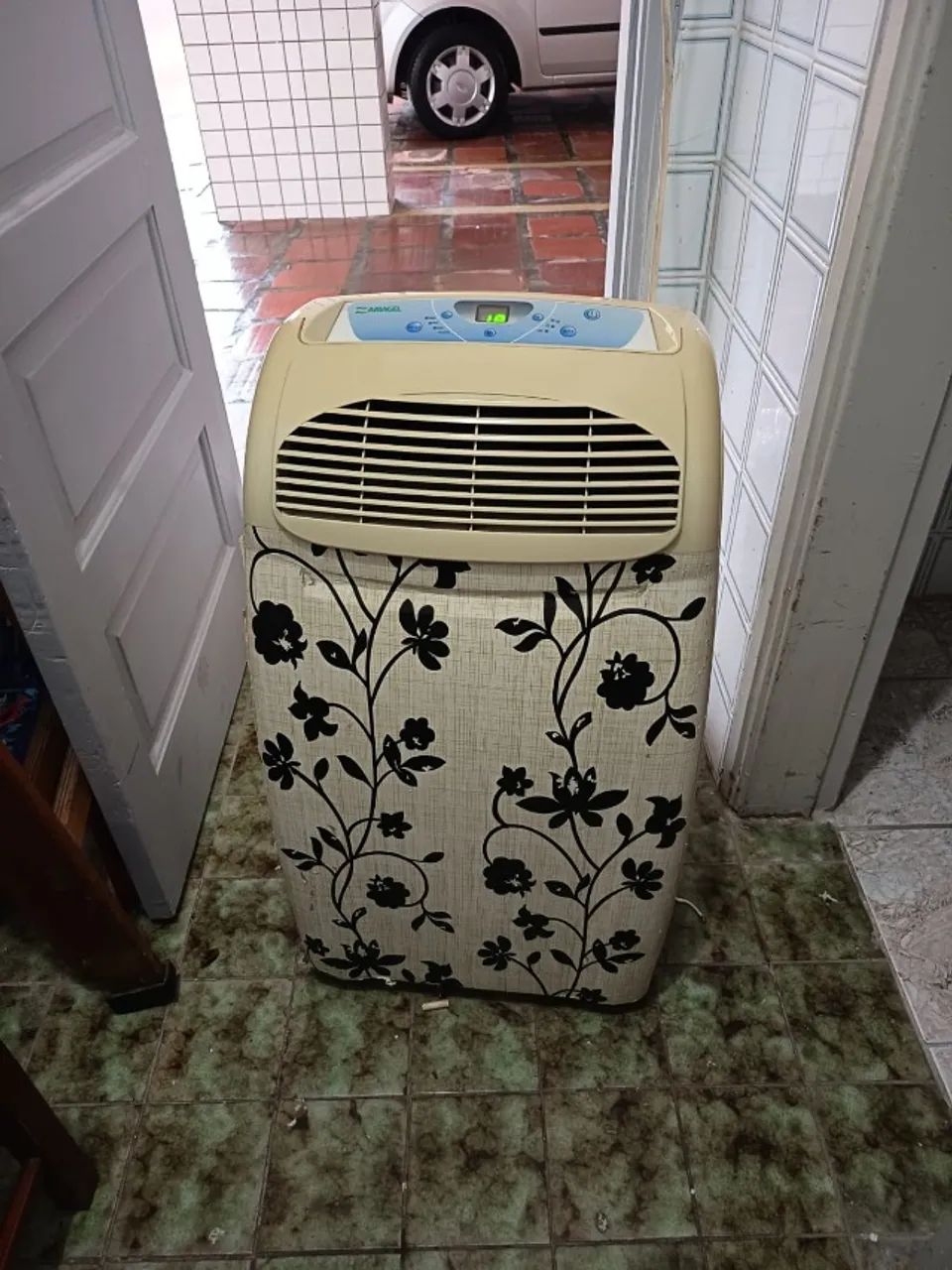 Ar condicionado Ariagel ag100 10.000 btus