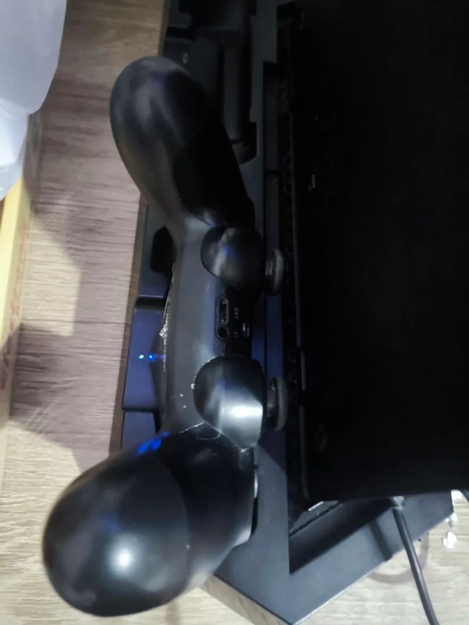 Ps4 Slim 1 tera - Kit completo para jogar ? é comprar e começar a jogar - Foto 4