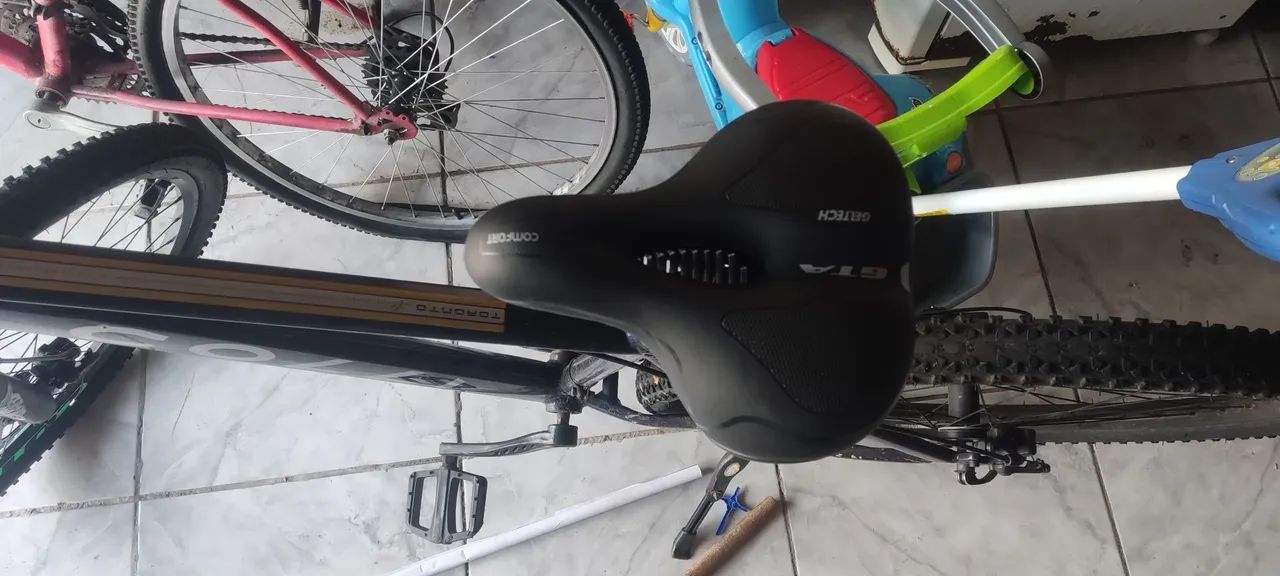 Bicicleta Colli aro 29 usada para entregas 