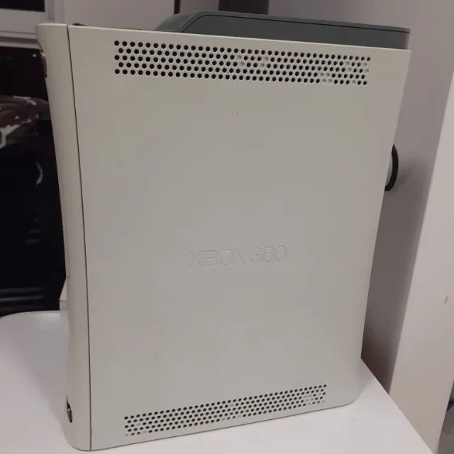 Console Xbox 360 branco - Foto 2