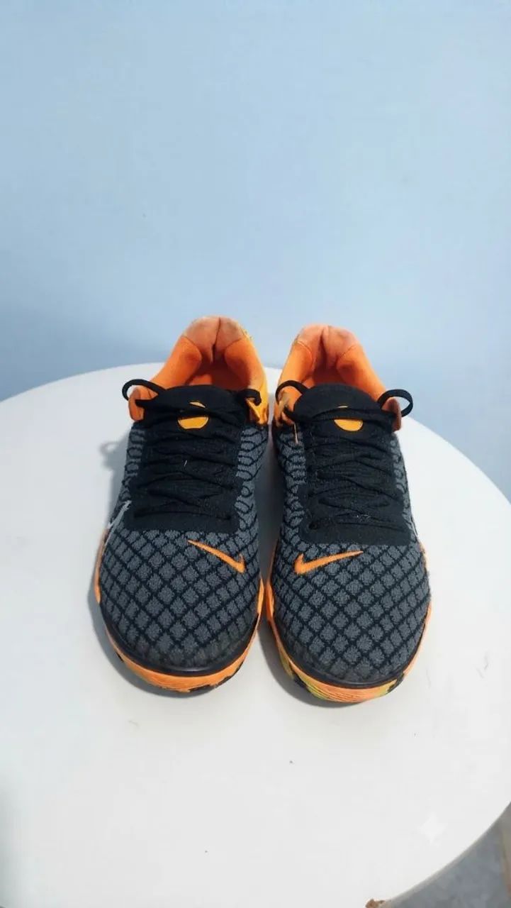 Tênis futsal React Gato Nike  - Foto 4