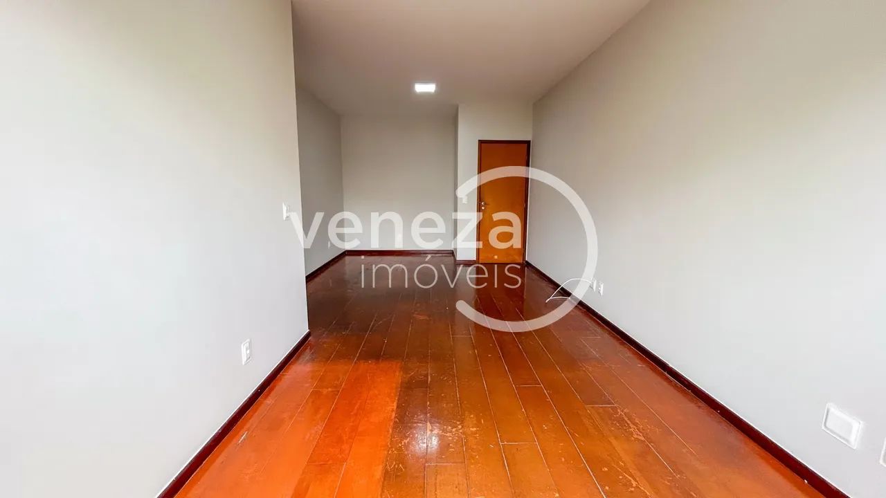 Apartamento para alugar com 3 quartos no Centro de Londrina - Foto 3