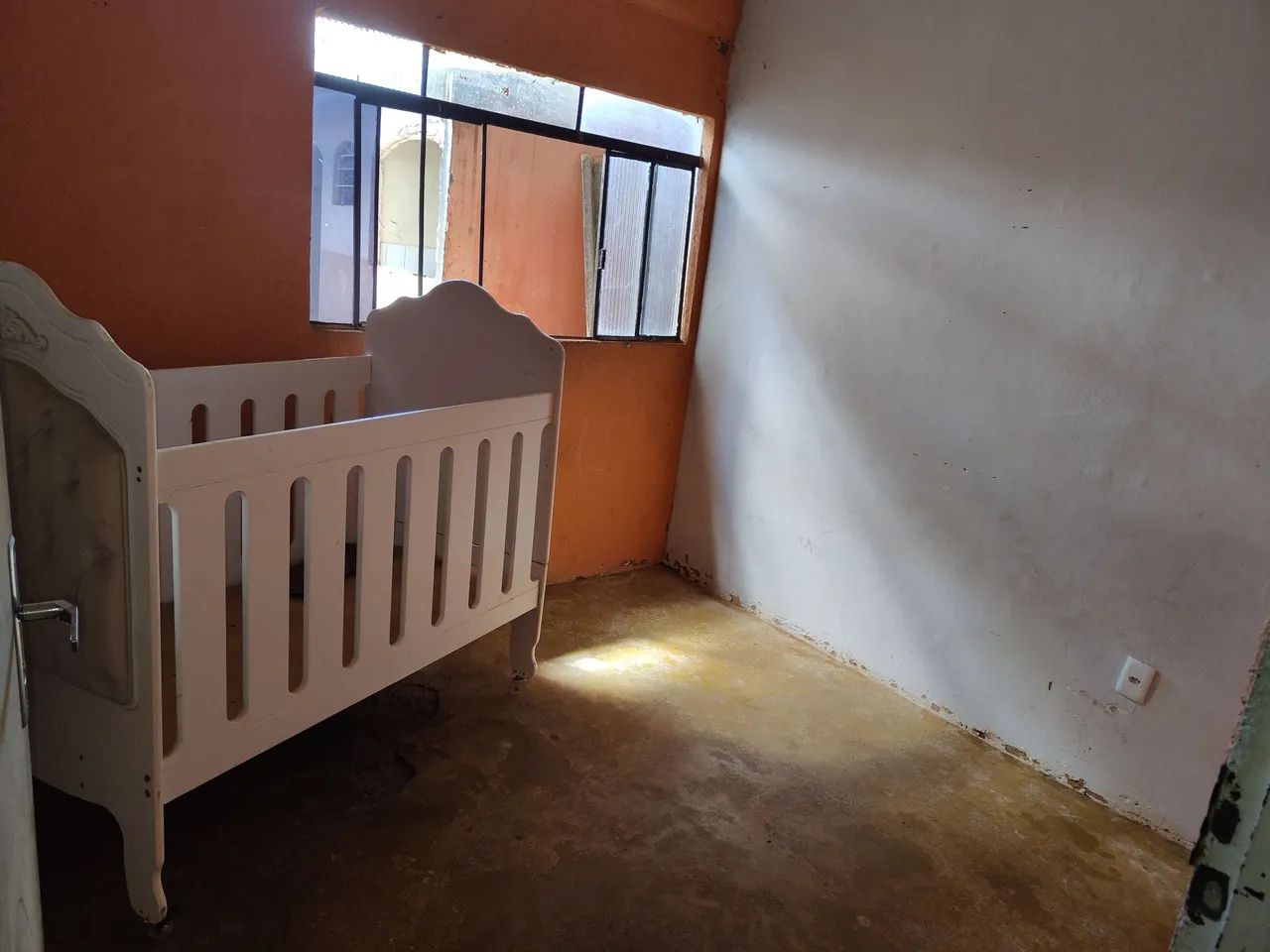 Vendo berço sem o colchão  - Foto 5