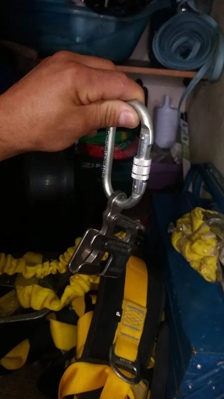 03 cintos de segurança, usados praticamente novos muito pouco uso - Foto 6