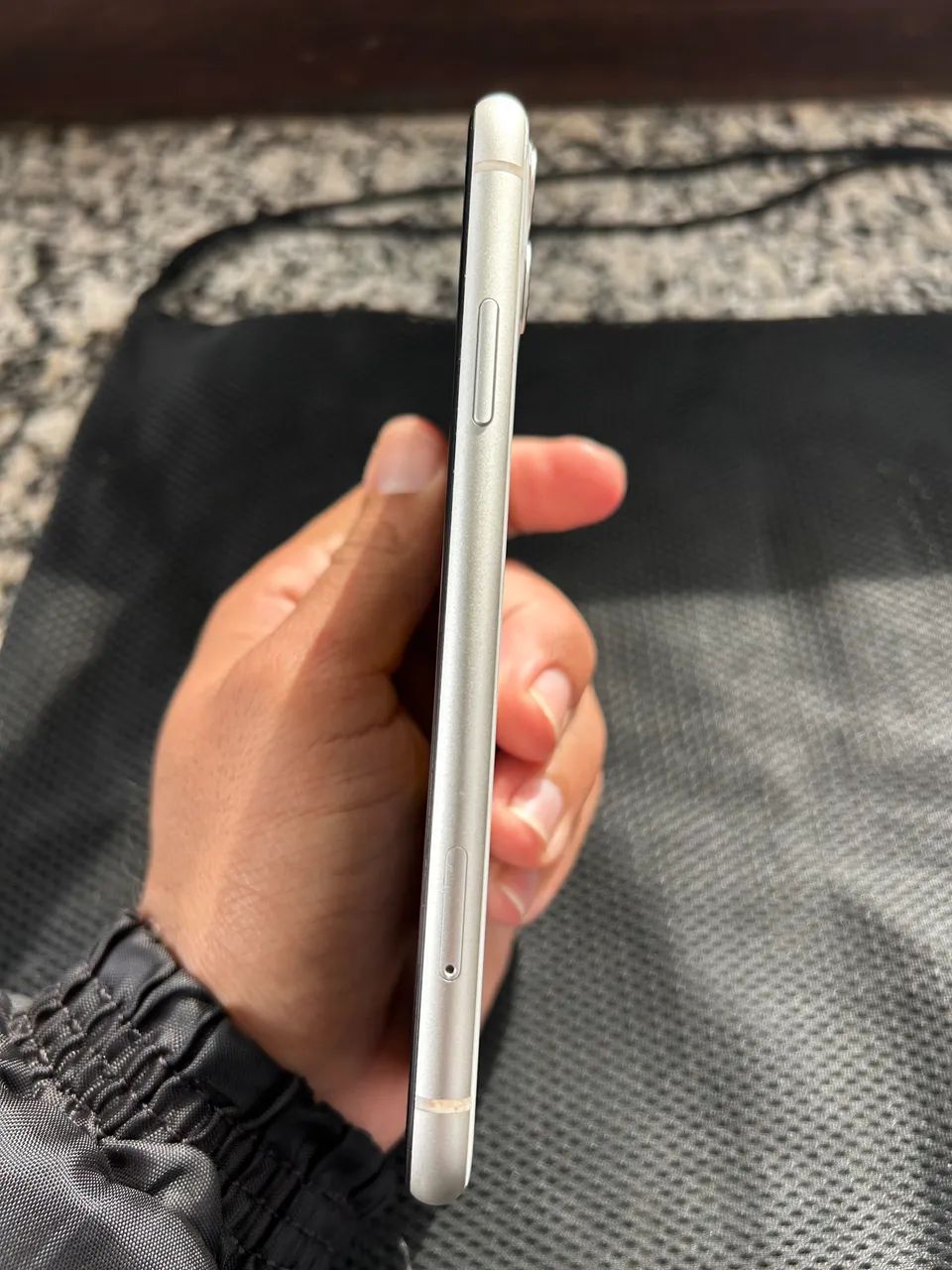 iPhone 11 100% original e muito conservado a venda  - Foto 2