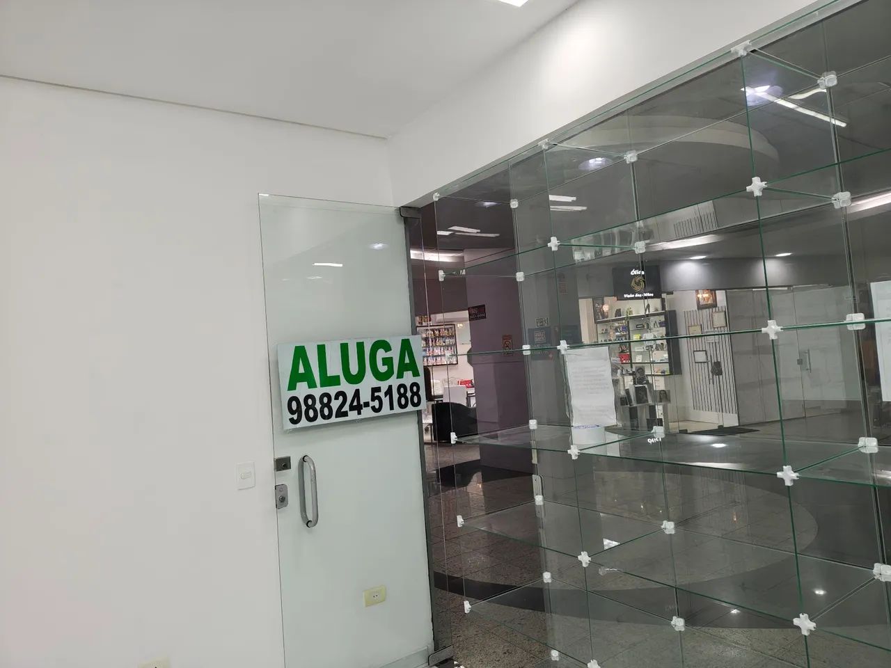 Alugo loja em galeria - Foto 2