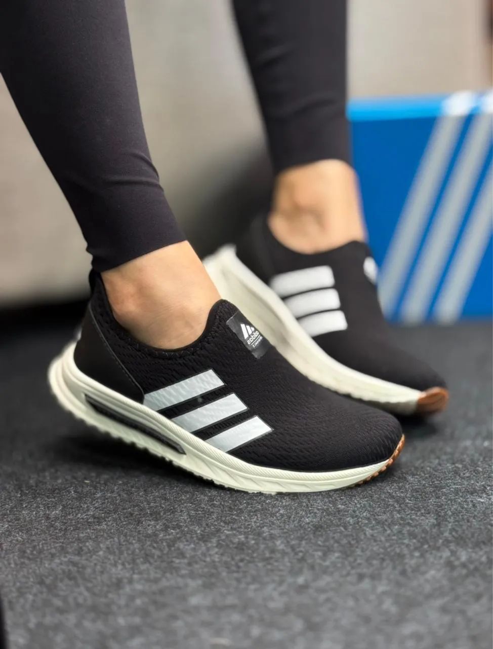 TÊNIS ADIDAS SLIP ON