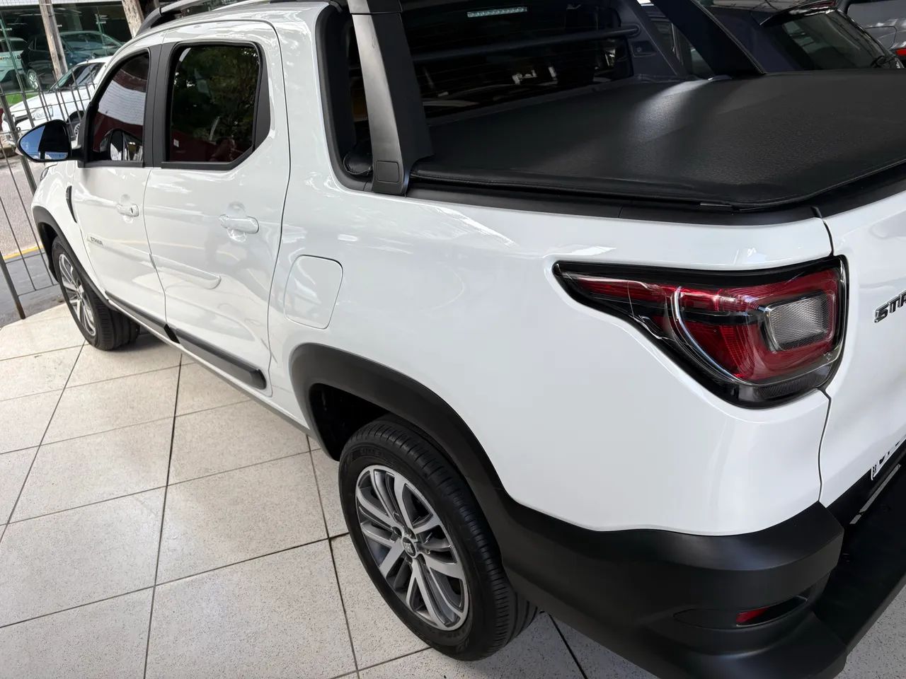 Fiat Strada Volcano 1.3 Flex 8V CD 2026 - Foto 2