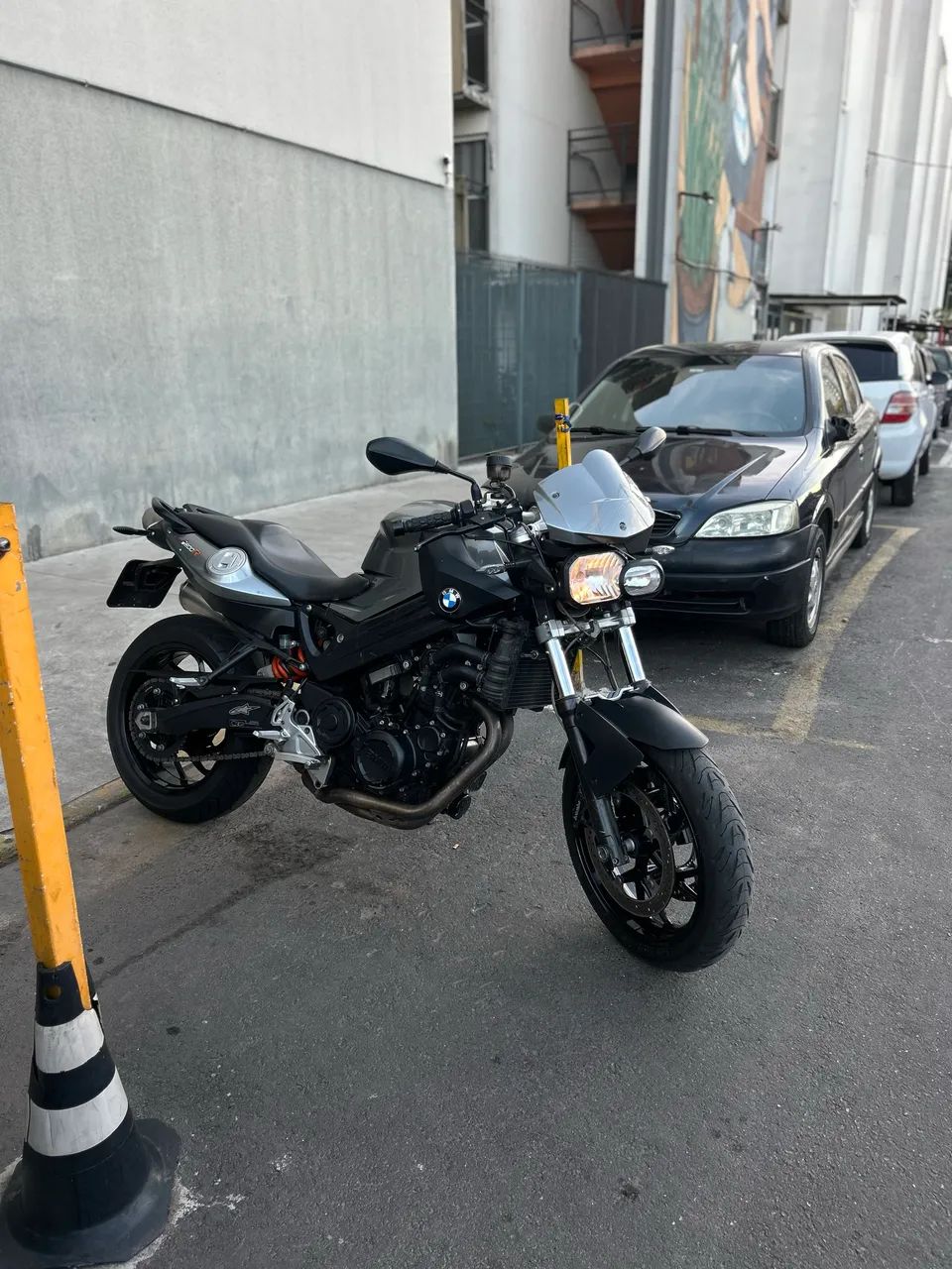 F 800 R 