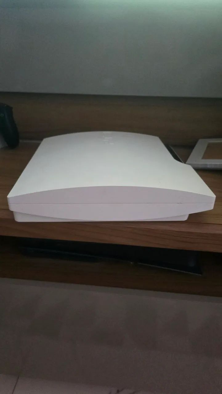 Ps3 slim branco 1 tera  - Foto 5