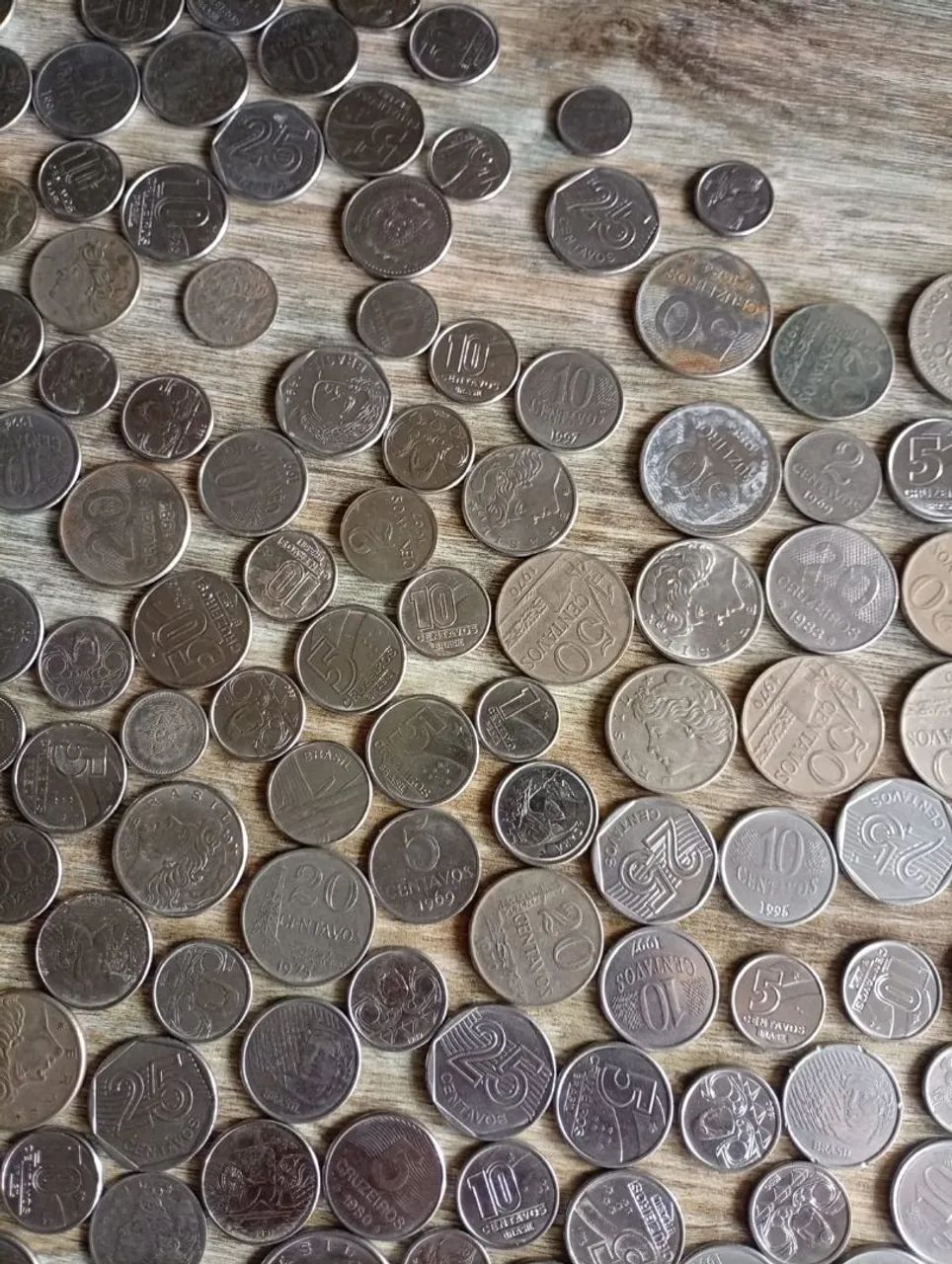 Moedas antigas, comemorativas e cédulas antigas  - Foto 4