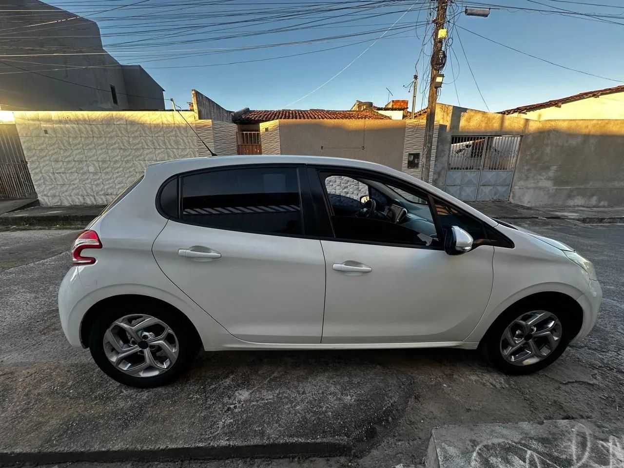 Peugeot 208 Active/active Pack 1.5 Flex 8V 5P 2014 - Foto 4