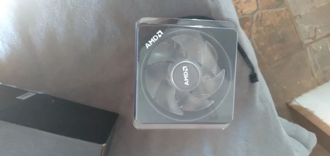 Cooler AMD Wraith Prism