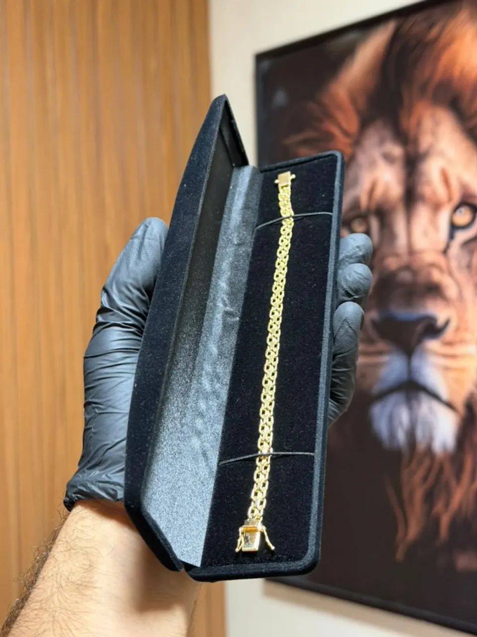 PULSEIRA BISMARCK OURO 18K