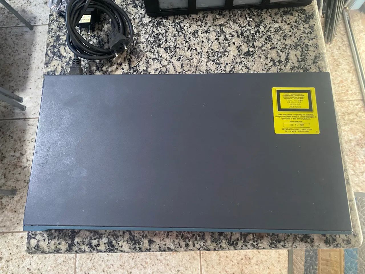 Switch Cisco Catalyst 2960 - Foto 2