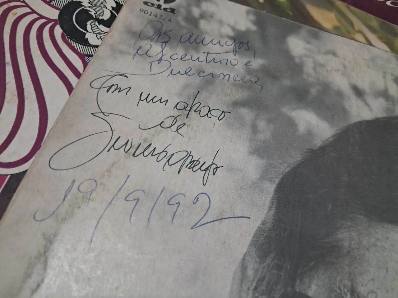 Disco vinil autografado pelo maestro Severino Araújo.  - Foto 3