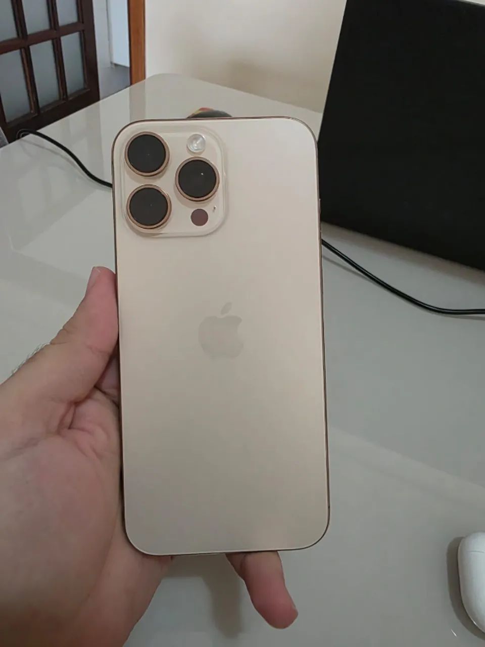 iPhone 16 Pro Max 1TB + AirPods Pro 2ª Ge