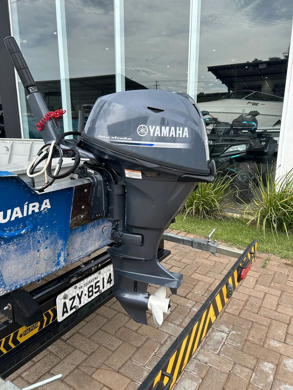Barco 6 mt + motor 20hp - Foto 2
