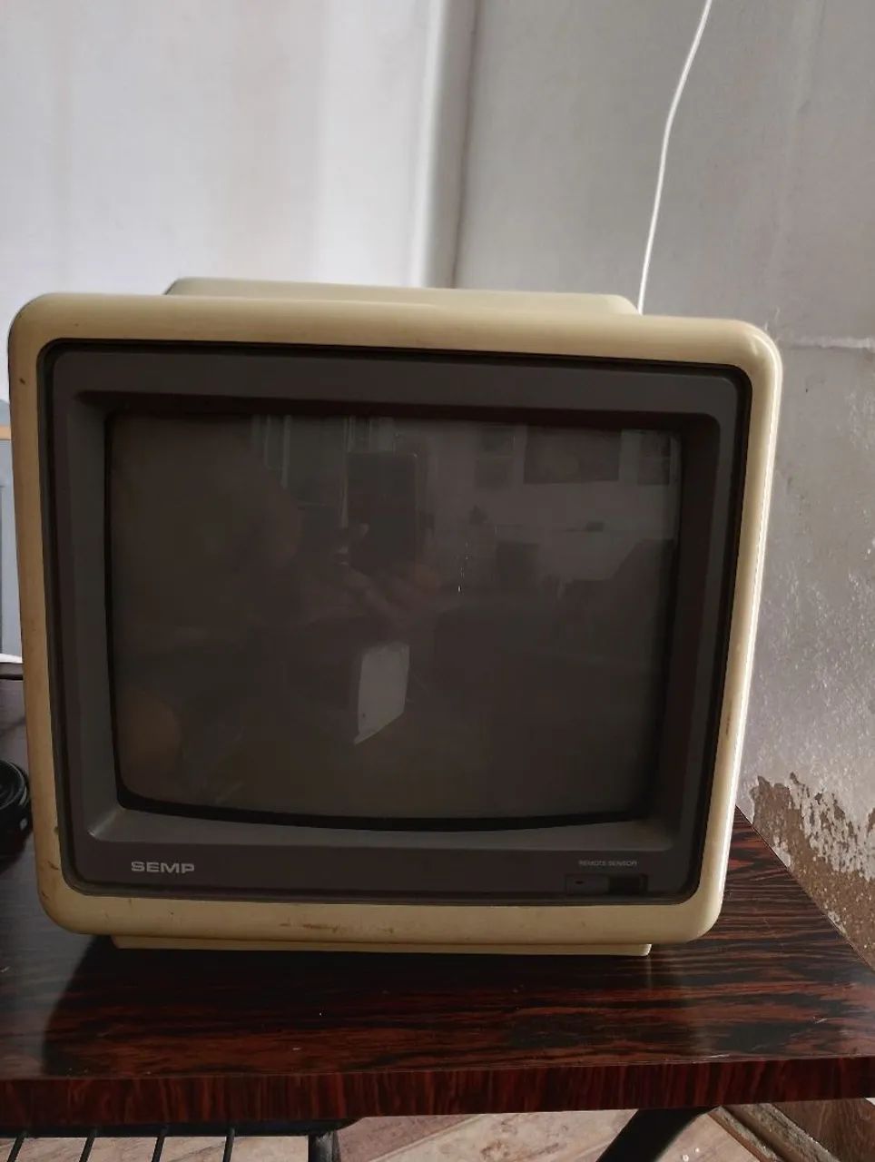 TV de Tubo Semp 