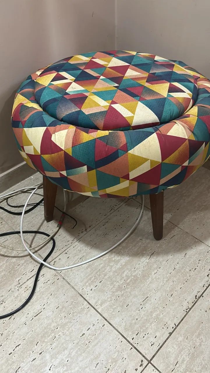Banqueta em madeira  - Foto 2