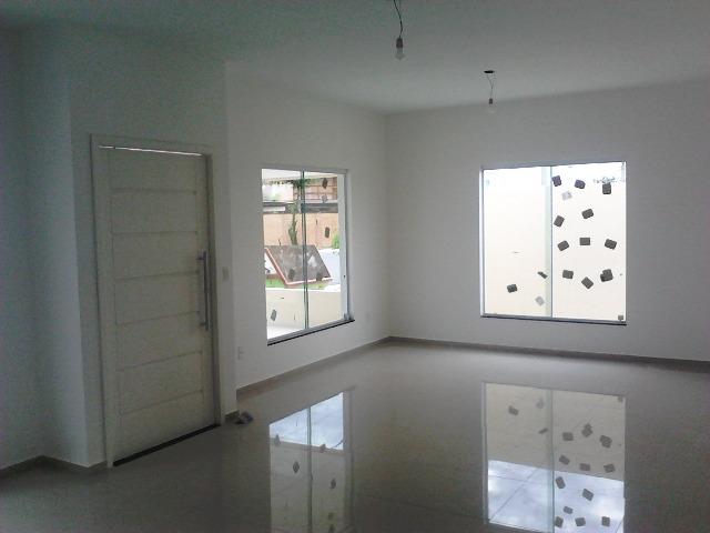 Oportunidade de uma linda casa com 3 quartos sendo 1 suíte Campos do Conde II