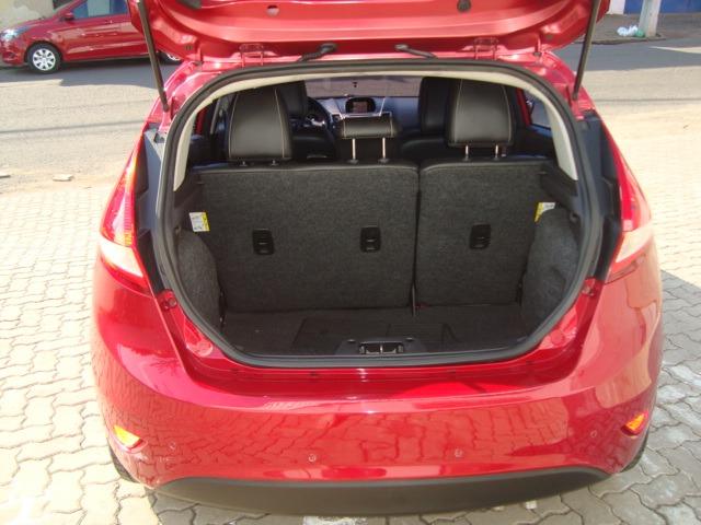 BARBADA New Fiesta 1.6 + completo. - Foto 6