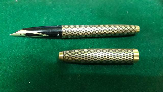 Caneta sheaffer com pena de ouro 14 quilates - Foto 2