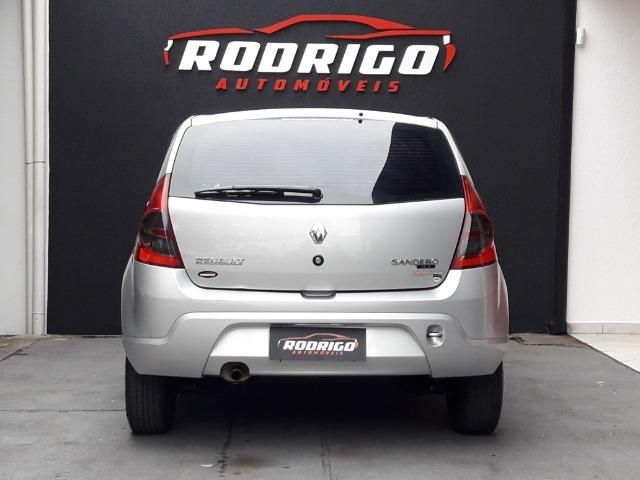 Renault Sandero Exp 1.0 - 2010 - Foto 11