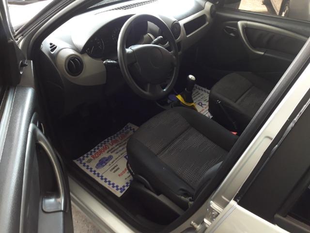 Renault Sandero Exp 1.0 - 2010 - Foto 5